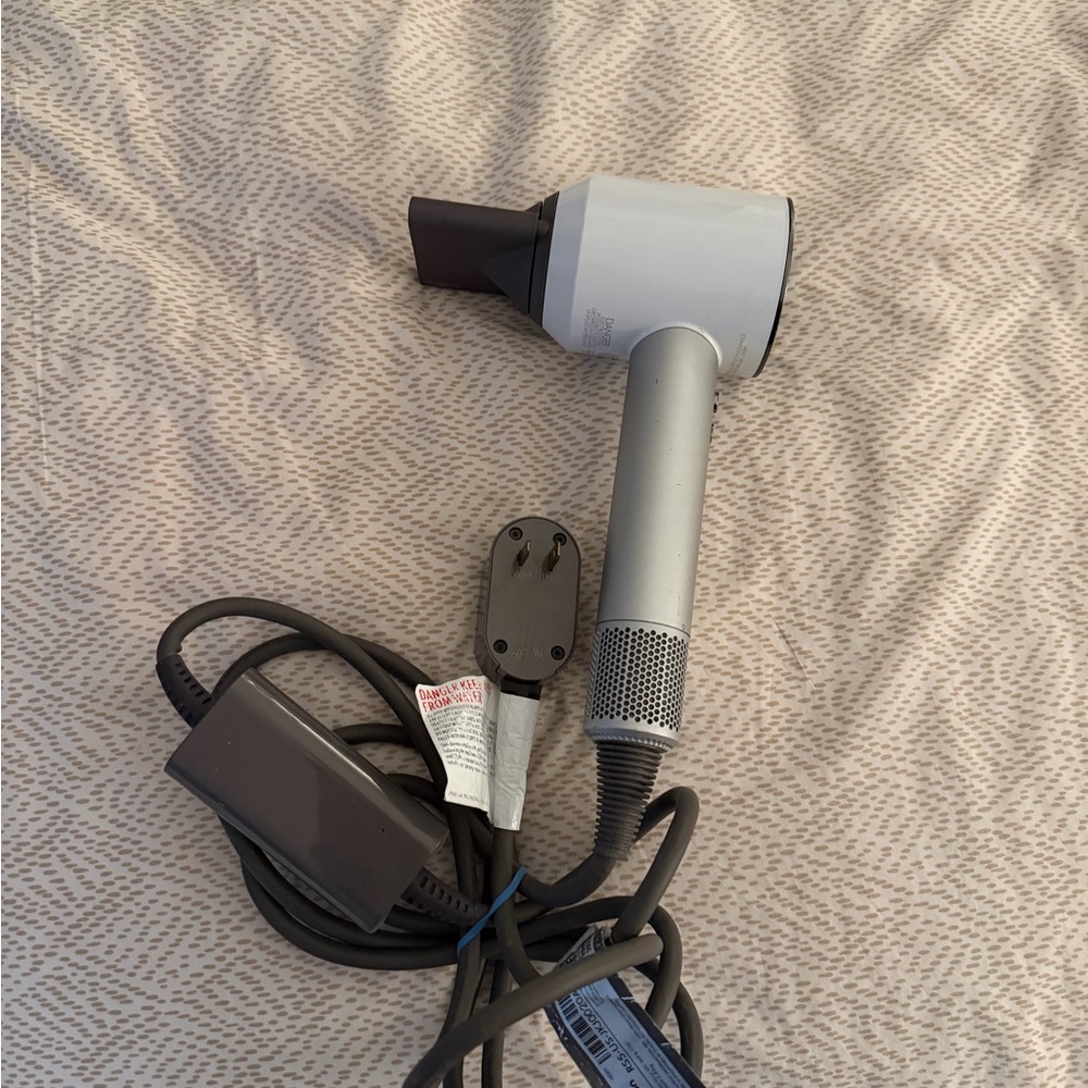 Dyson Original Supersonic Hairdryer